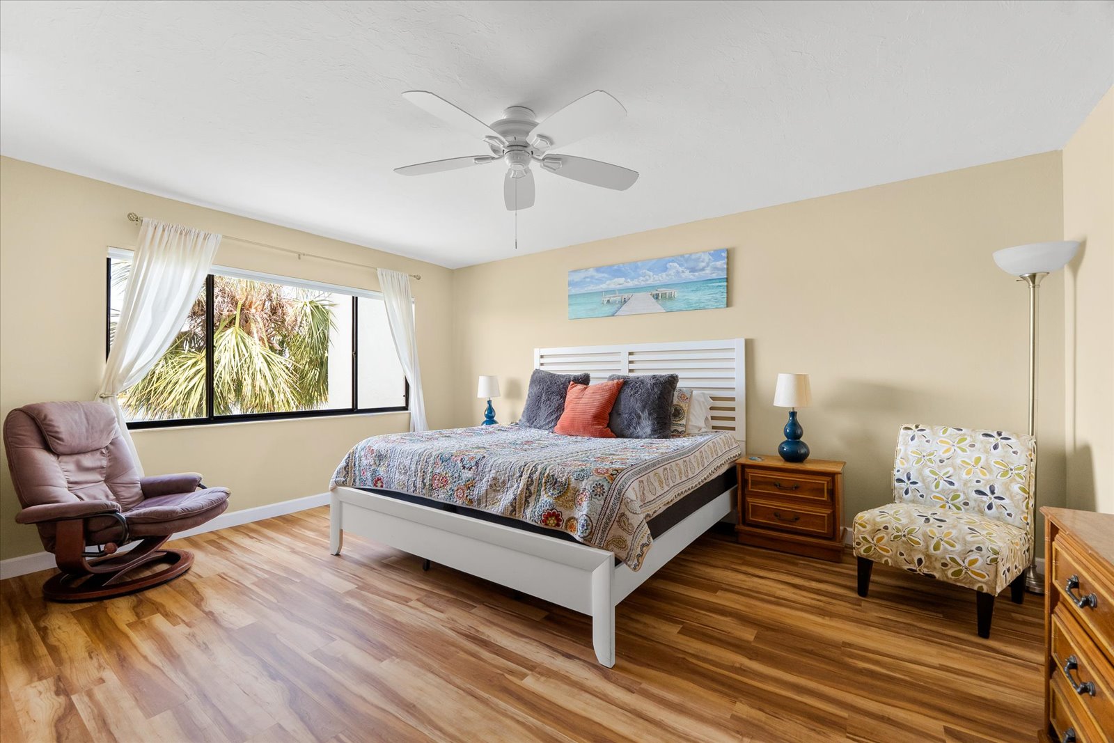 in unit washer and dryer inside Bayview Beauty Siesta Key condo