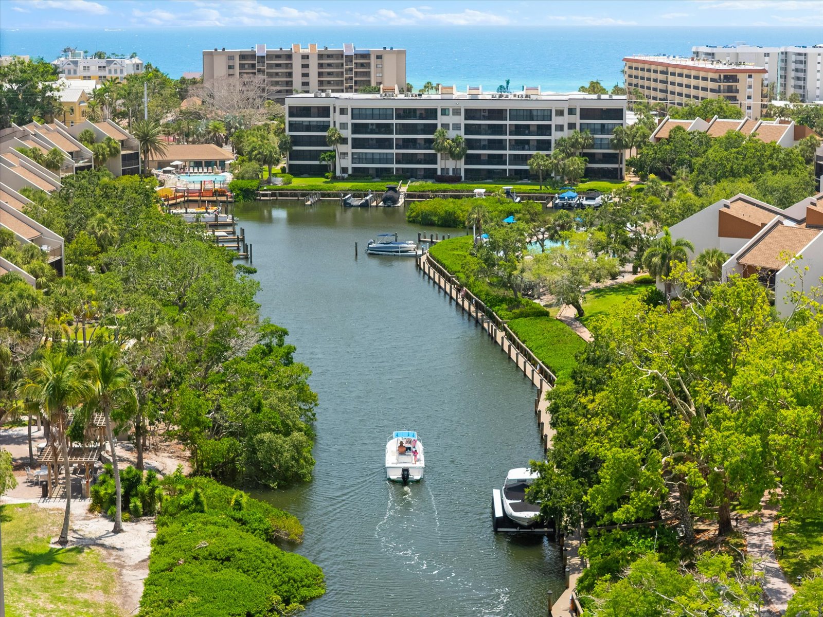 kitchen with granite and stainless appliances in coastal Siesta Key rental