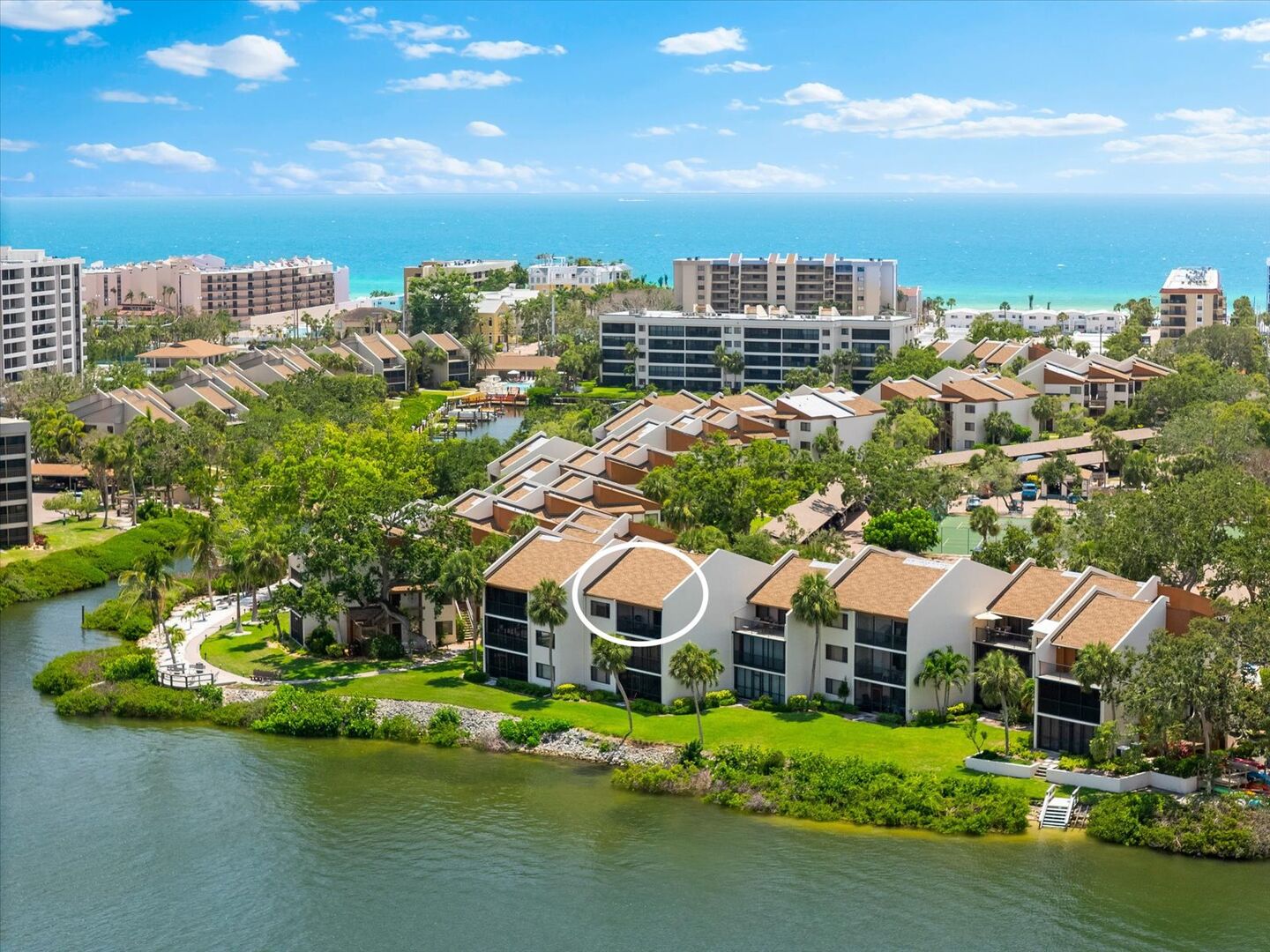 bayview marina views or Gulfside resort living. bayview marina views or Gulfside resort living.